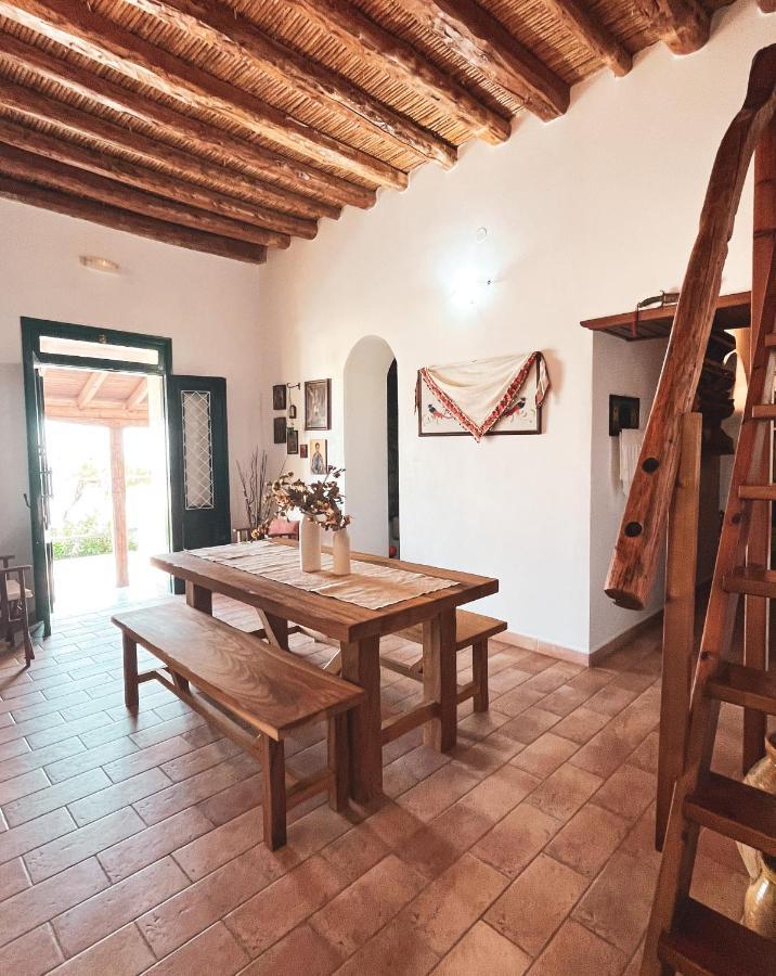 Batu Vacation House Monólithosz Kültér fotó