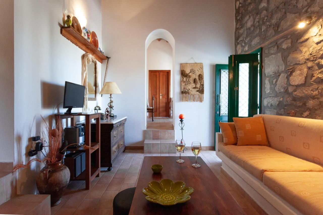 Batu Vacation House Monólithosz Kültér fotó