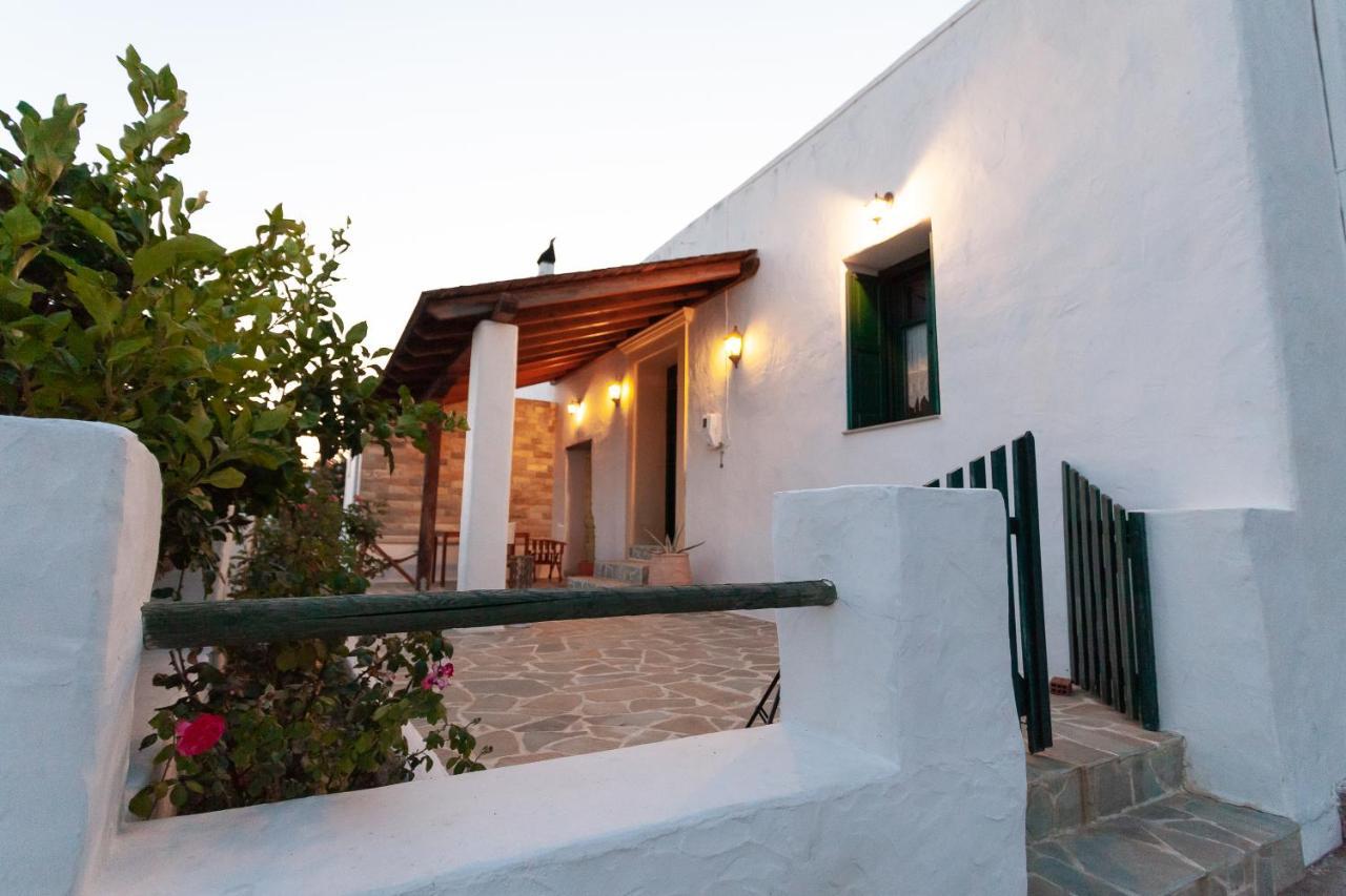 Batu Vacation House Monólithosz Kültér fotó