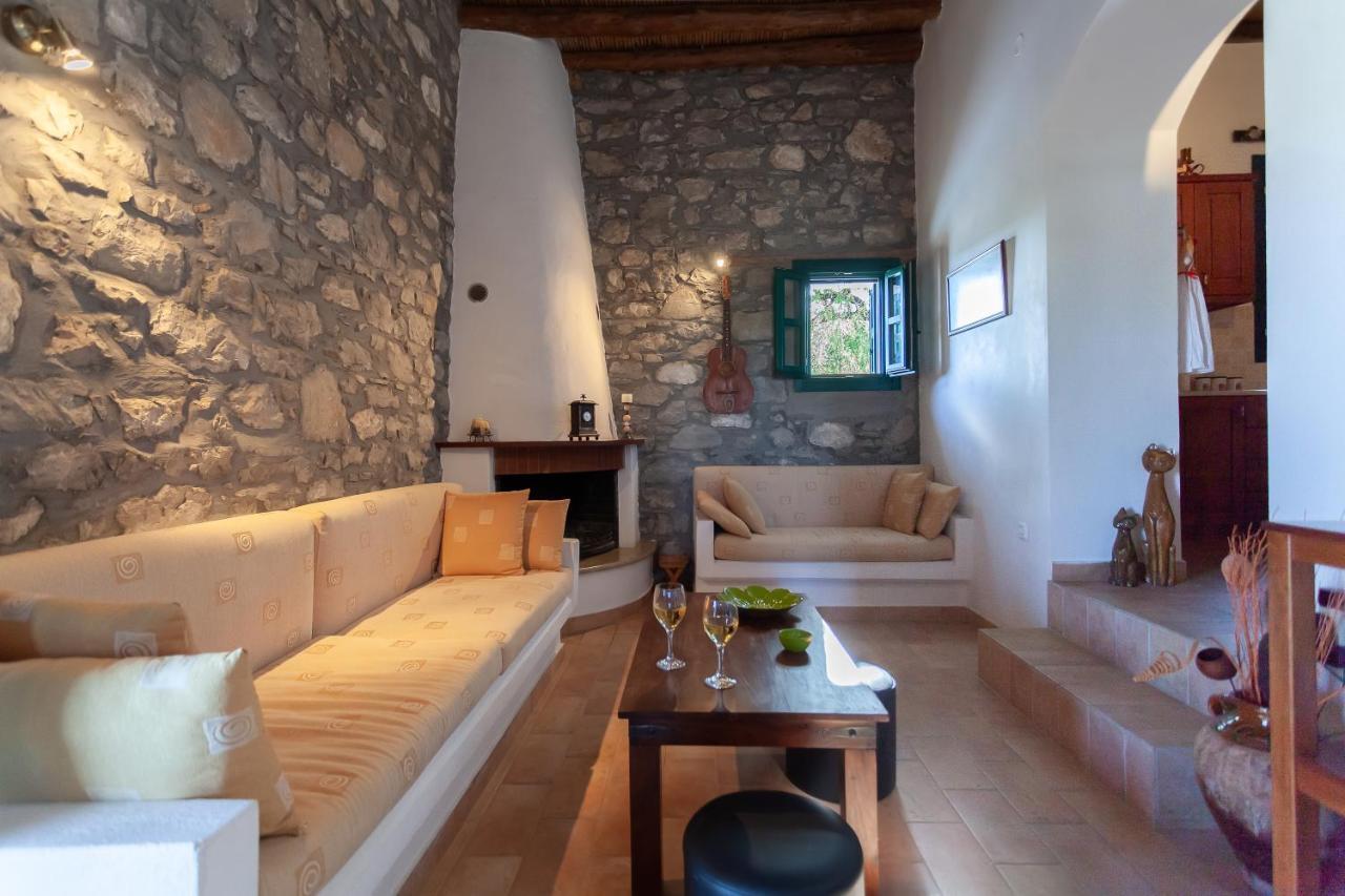 Batu Vacation House Monólithosz Kültér fotó