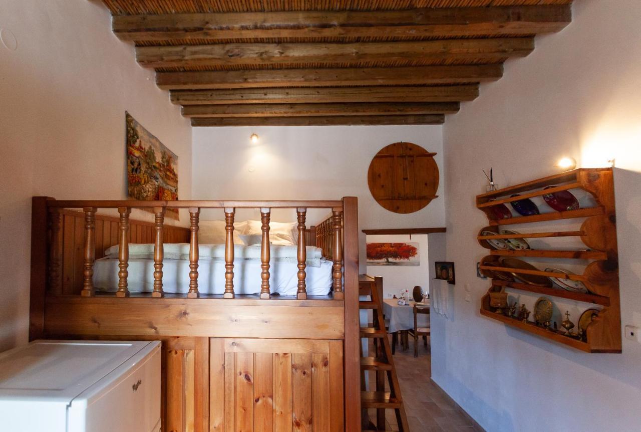Batu Vacation House Monólithosz Kültér fotó